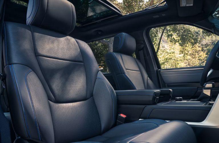 2025 Toyota Tundra seating