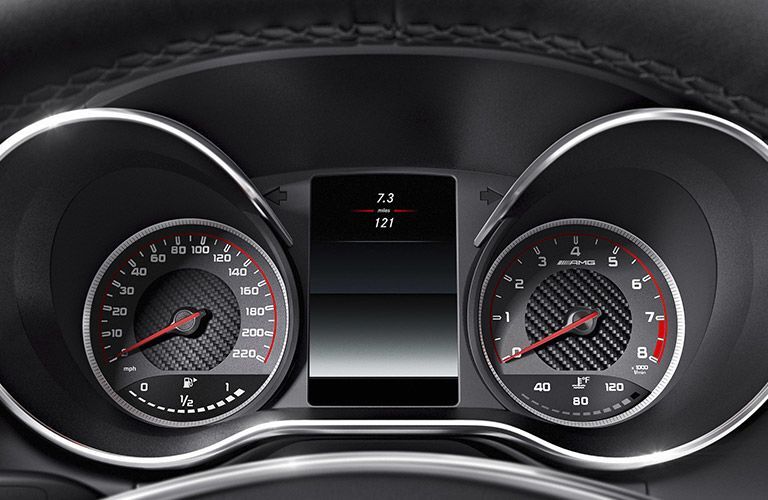 Instrument cluster in the 2017 Mercedes-Benz GT S