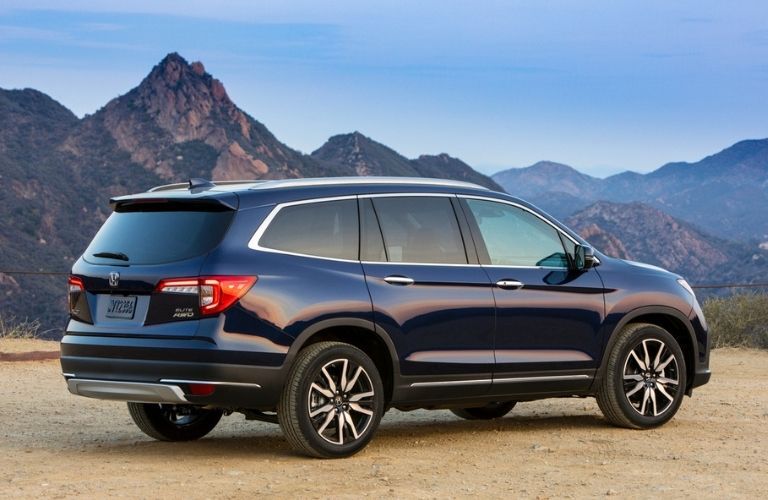 2022 Honda Pilot Elite Rear Exterior