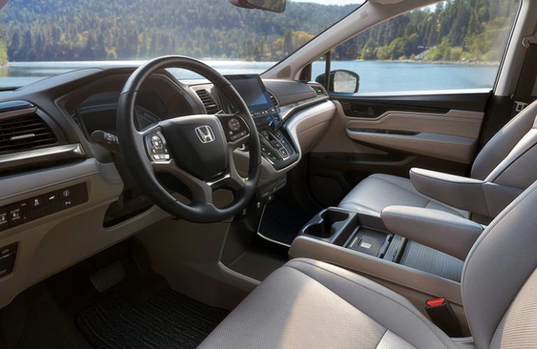 2023 Honda Odyssey front interior