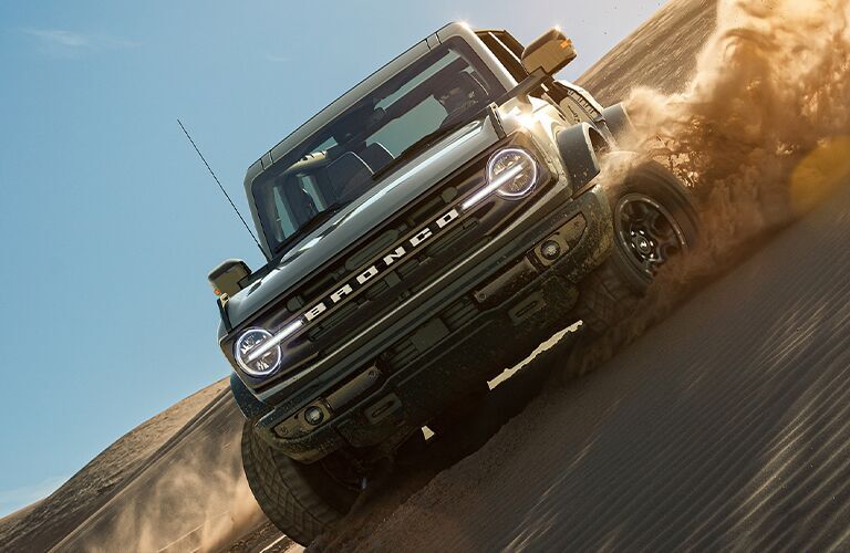 2021 Ford Bronco 4DR off-roading