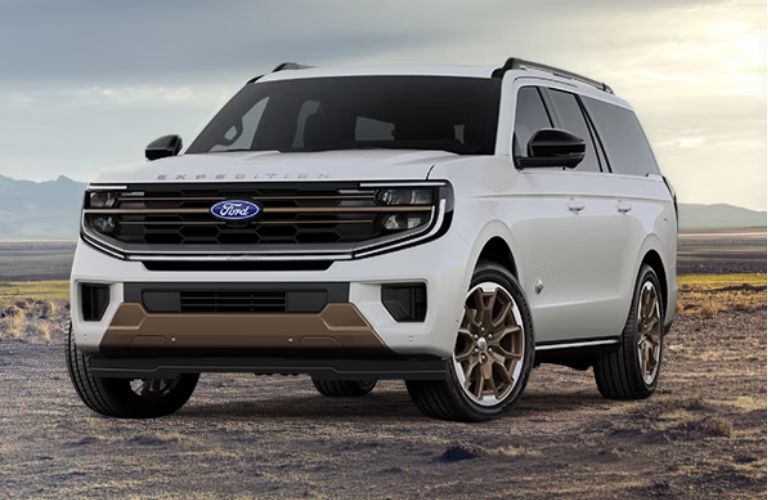 2027 Ford Expedition MAX King Ranch front angle