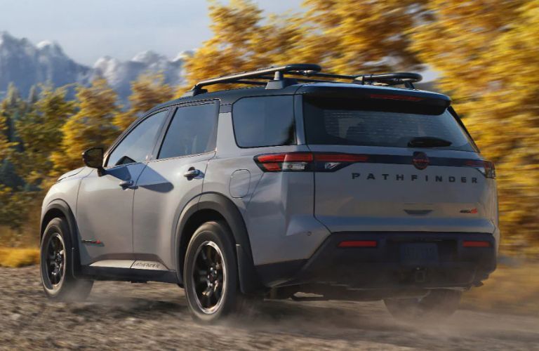 2026 Nissan Pathfinder side and back view