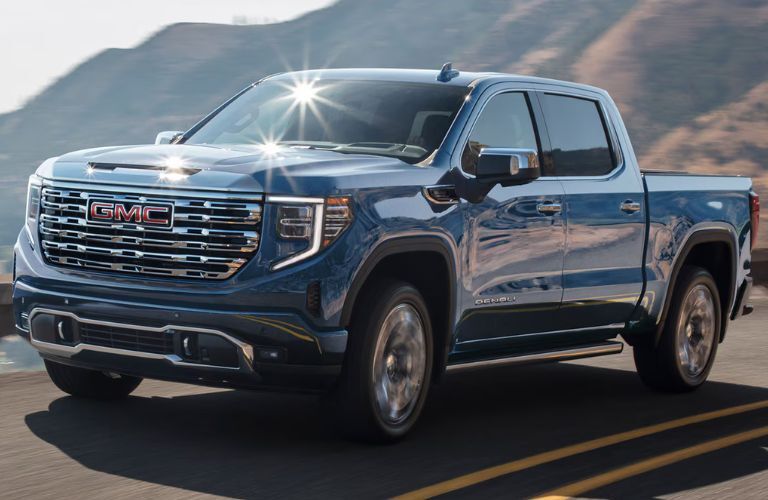 2025 GMC Sierra 1500 front and side view