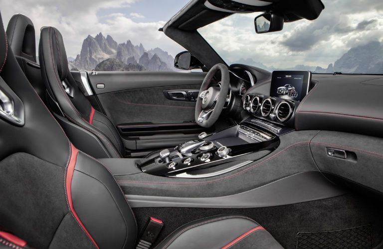 2018 Mercedes-AMG GT C Roadster Center Console