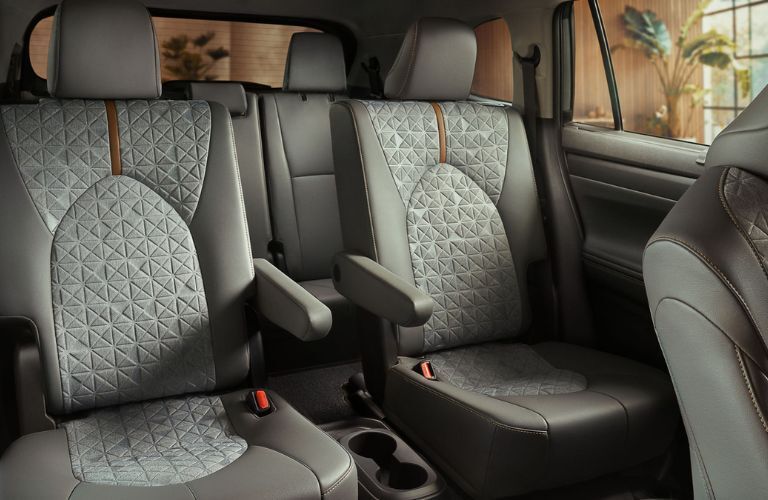 2023 Toyota Highlander Seats