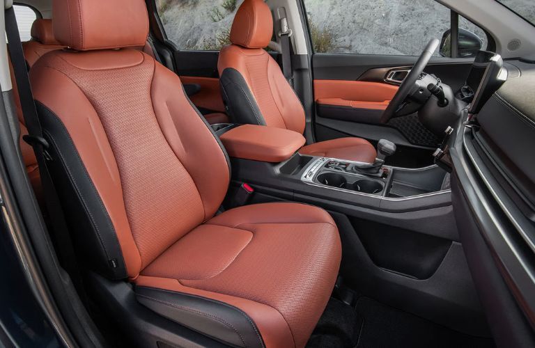 2026 Kia Carnival front seats in red