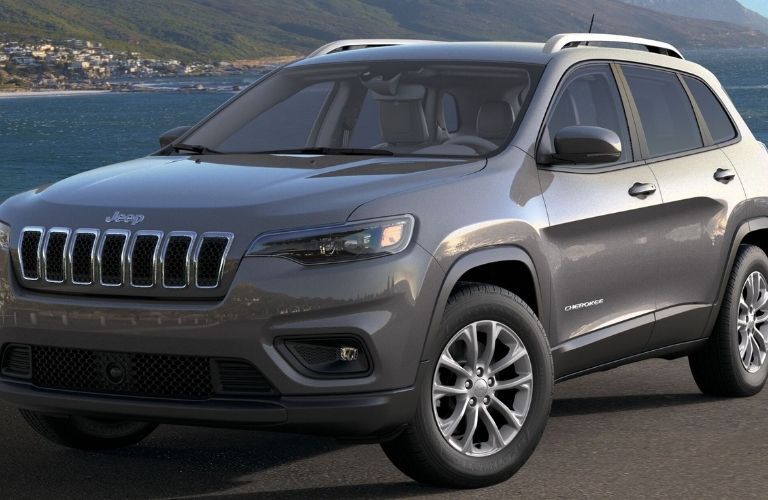 2021 Jeep Cherokee front quarter view