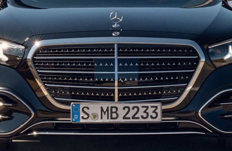 2027 Mercedes-Benz S-Class Sedan front grille