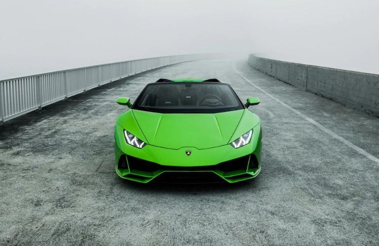 front view image of the Lamborghini Huracan