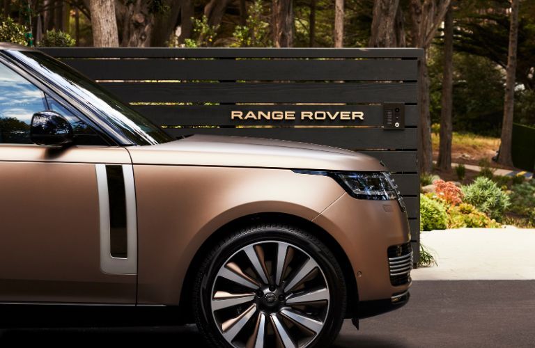 side view of front hood of a pre-owned Land Rover Range Rover