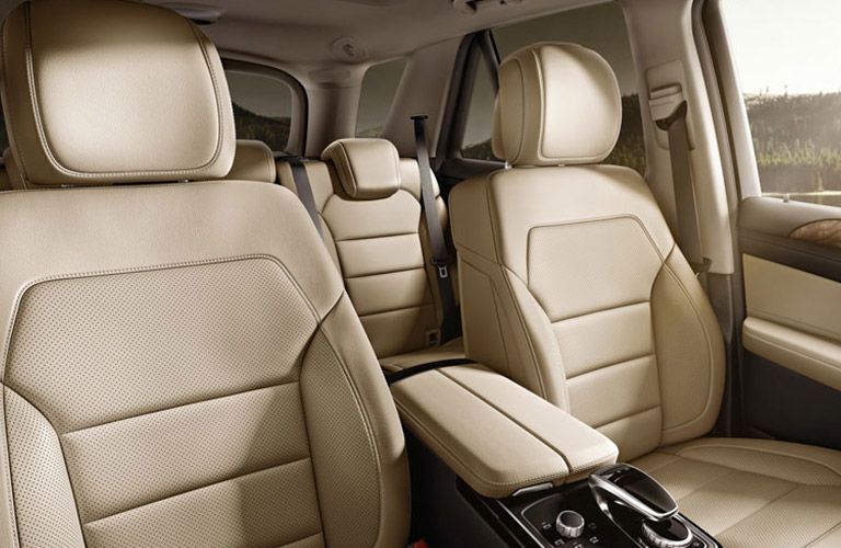 Front seats of the 2016 Mercedes-Benz GLE-Class