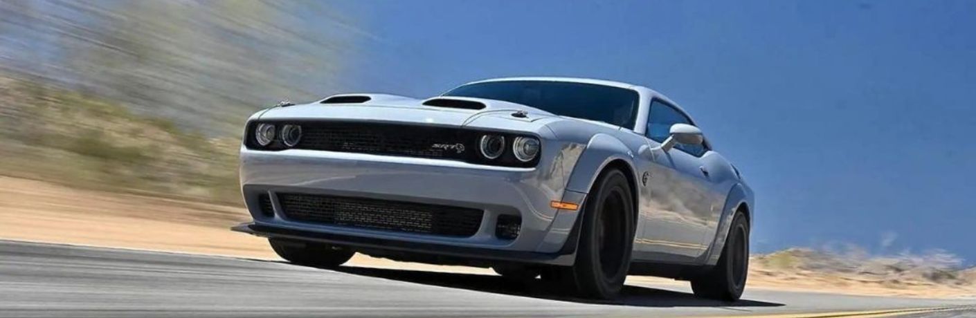 2022 Toyota Sienna exterior side look