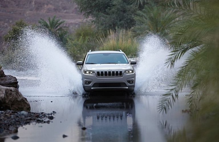 2020 Jeep Cherokee driving through water