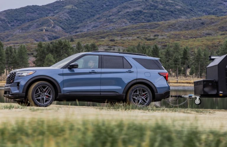 2025 Ford Explorer towing