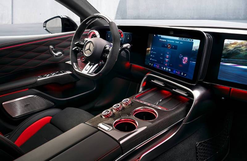 The cockpit and controls in the 2027 Mercedes-Benz AMG® GT 4-Door Coupe