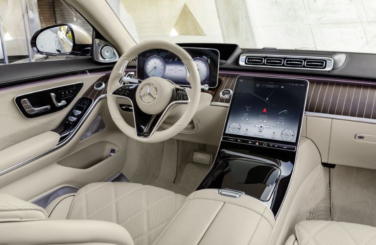 Dashboard of the 2022 Mercedes-Benz Maybach S 680 4MATIC Sedan