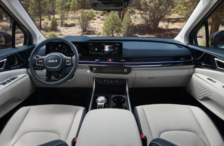 2025 Kia Carnival MPV Hybrid front interior view