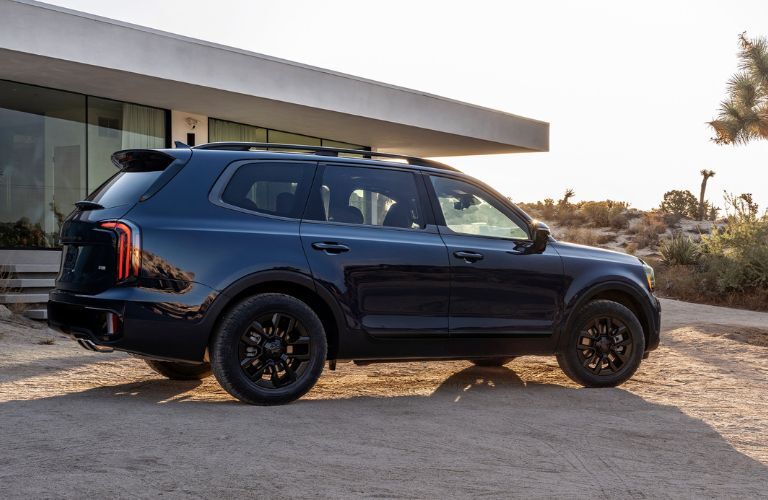 side view image of the 2025 Kia Telluride