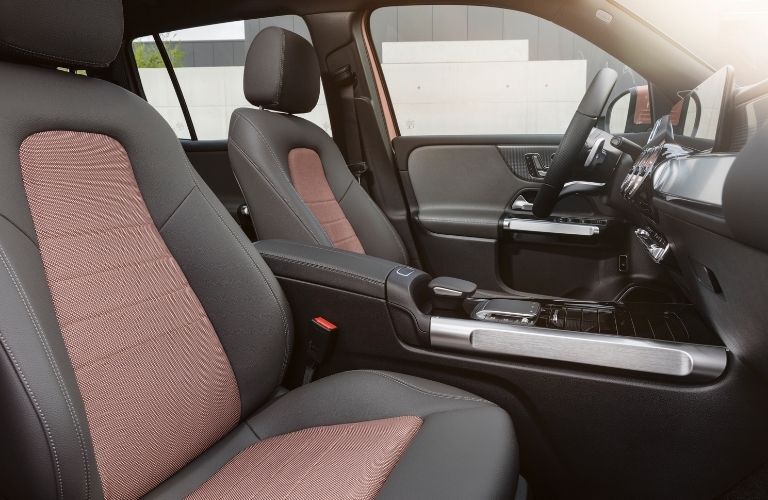 2022 Mercedes-Benz EQB Front Seats