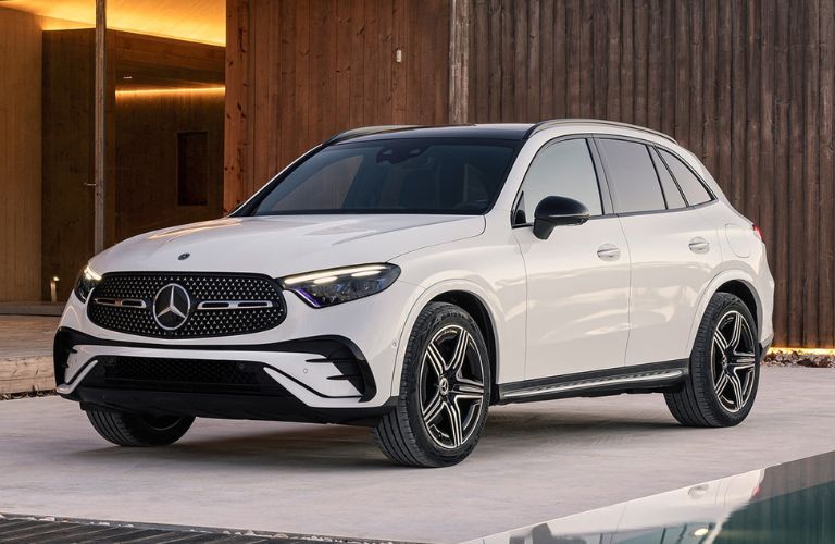 2023 Mercedes-Benz GLC SUV exterior side view