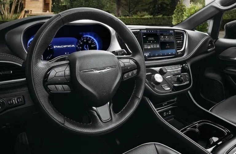 2023 Chrysler Pacifica Hybrid dashboard view