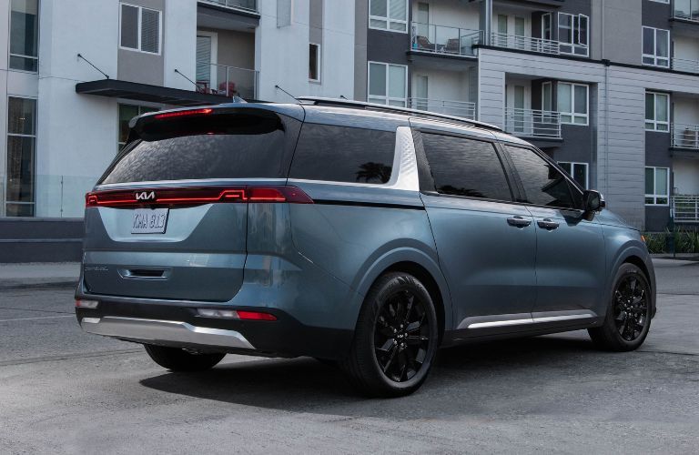2024 Kia Carnival exterior rear view