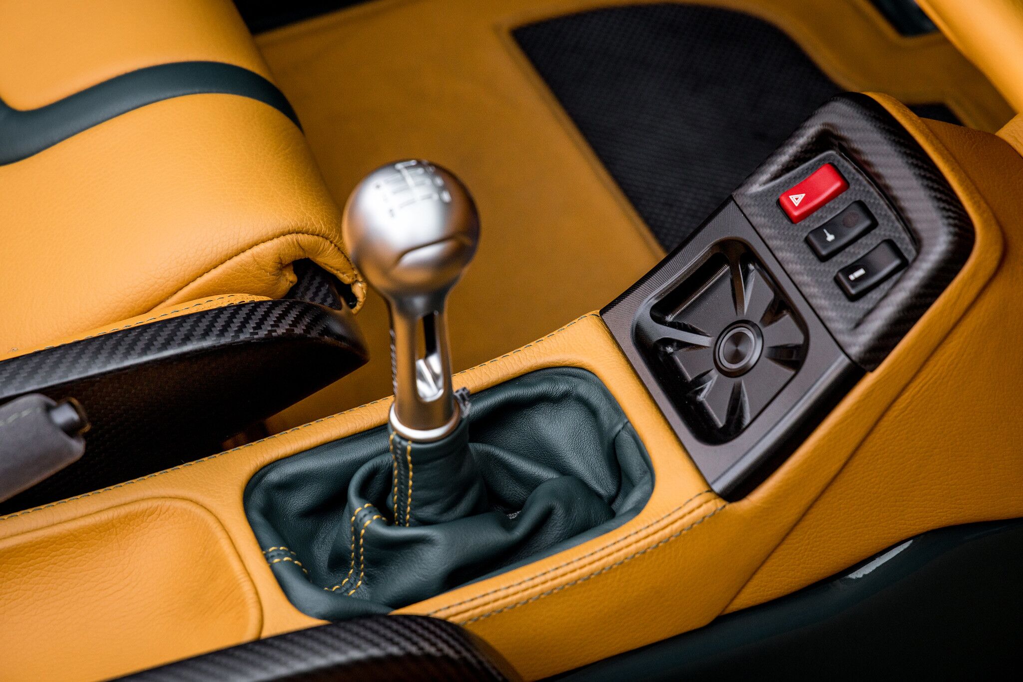 Porsche Speedster model gearshift knob
