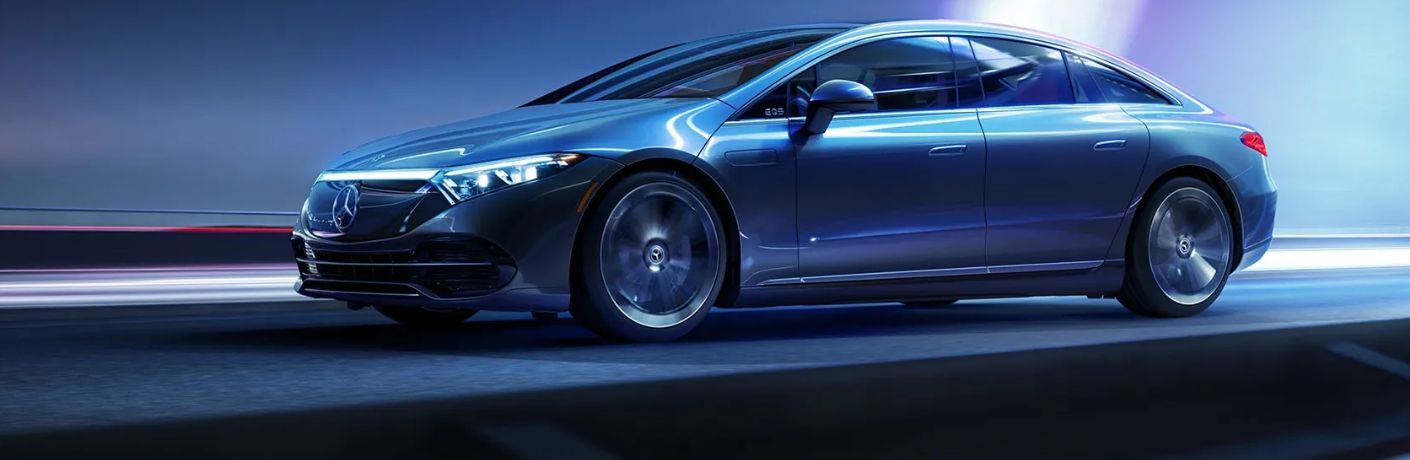 Side view of the 2023 Mercedes-Benz EQS Sedan