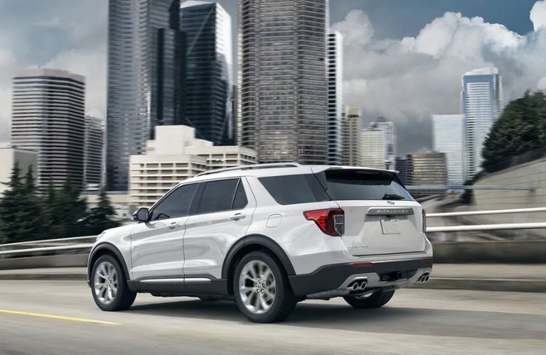 2022 Ford Explorer exterior rear view