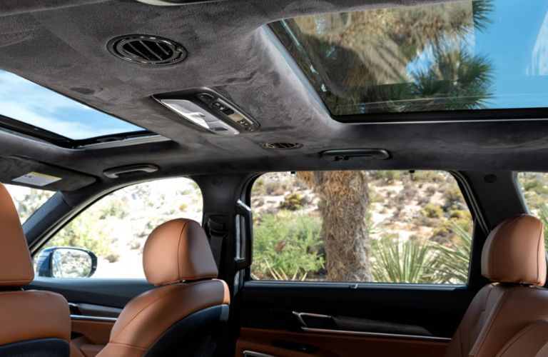sunroof of the 2025 Kia Telluride