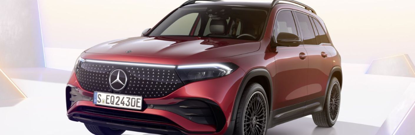 Front exterior view of the 2024 Mercedes-Benz EQB