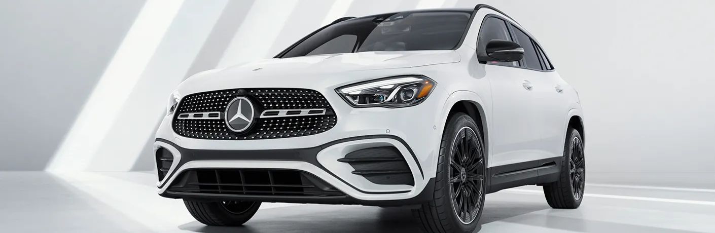 diagonal front view image of the 2025 Mercedes-Benz GLA SUV