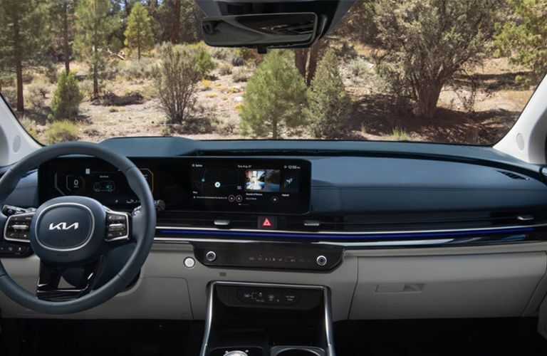 dashboard view of the 2025 Kia Carnival