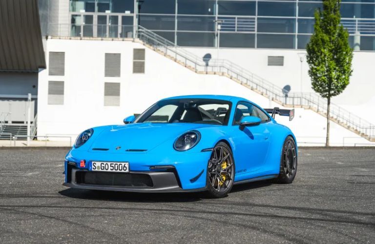 Porsche 911 GT3 (992.1) exterior front side view