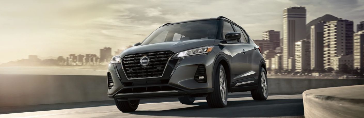 front view of the 2022 Nissan Kicks