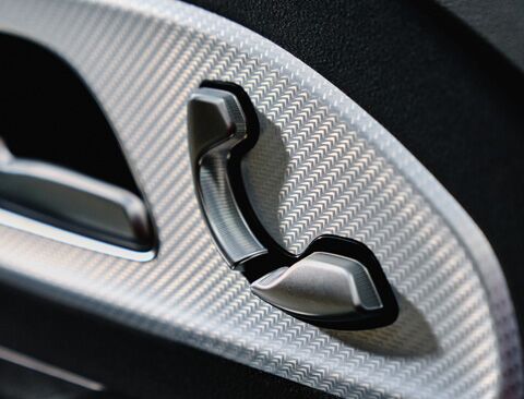 The all-new Mercedes-Benz GLA electric interior controls