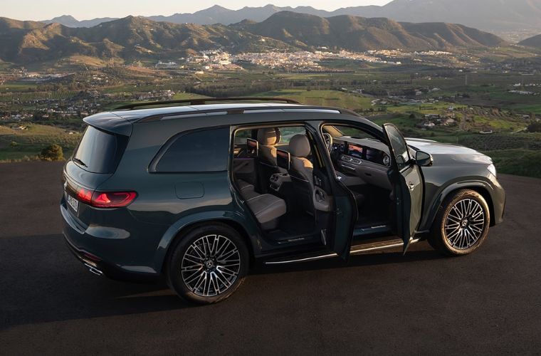 2027 Mercedes-Benz GLS exterior side view with open door