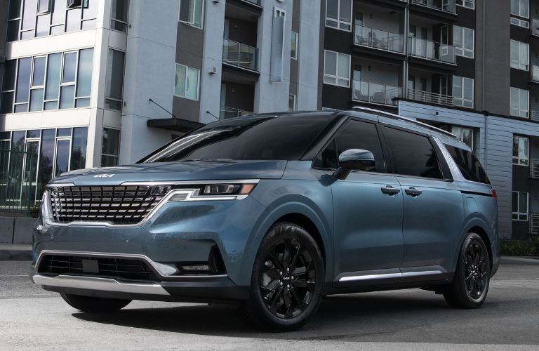 2024 Kia Carnival exterior front look