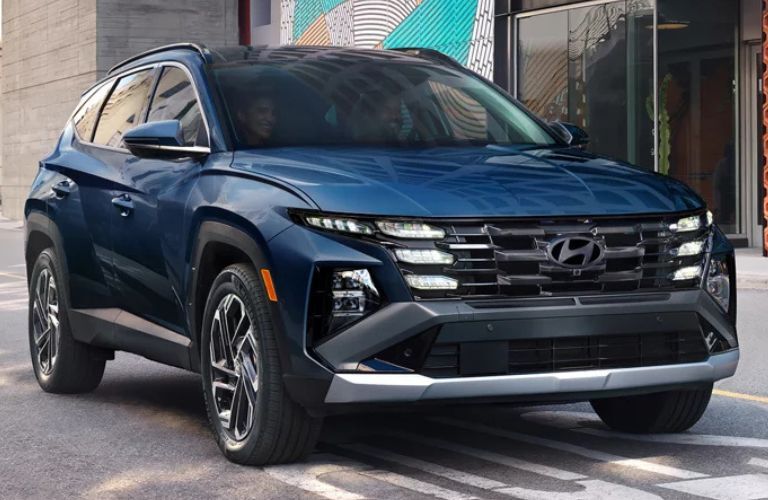 2025 Hyundai Tucson side and front view