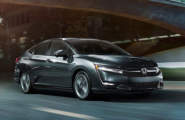 2021 Honda Clarity front and side view in a city