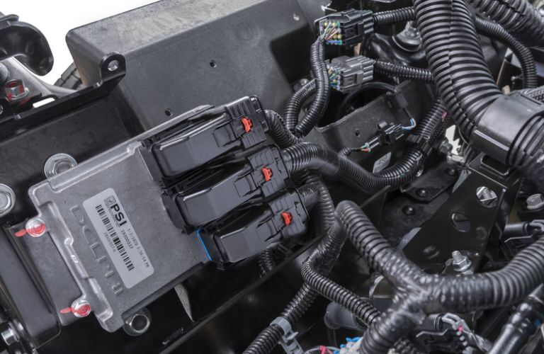 Engine of the used Isuzu truck