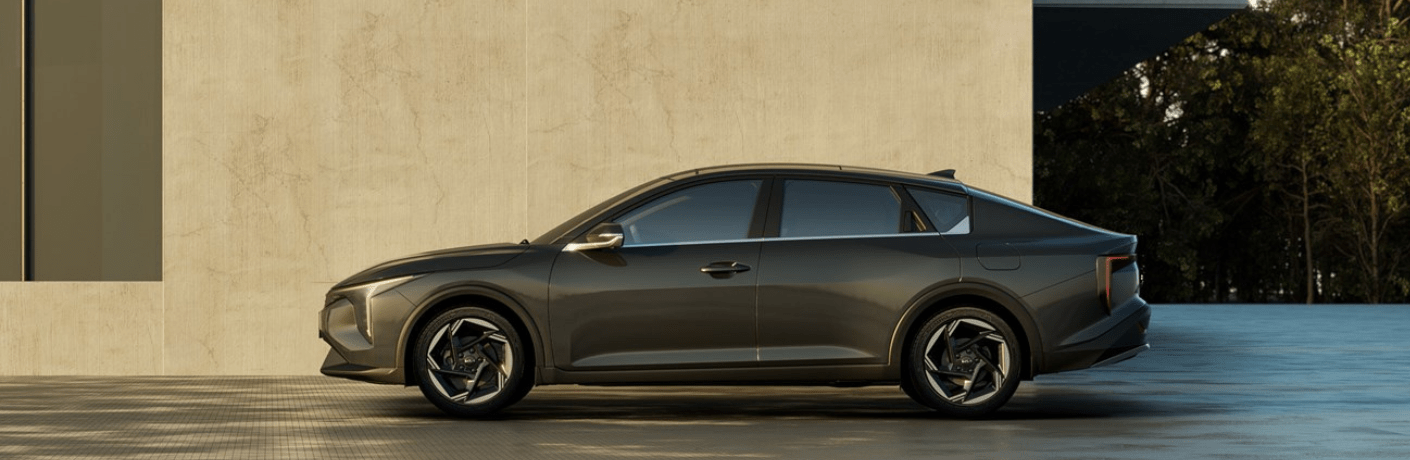 Side view of the 2025 Kia K4