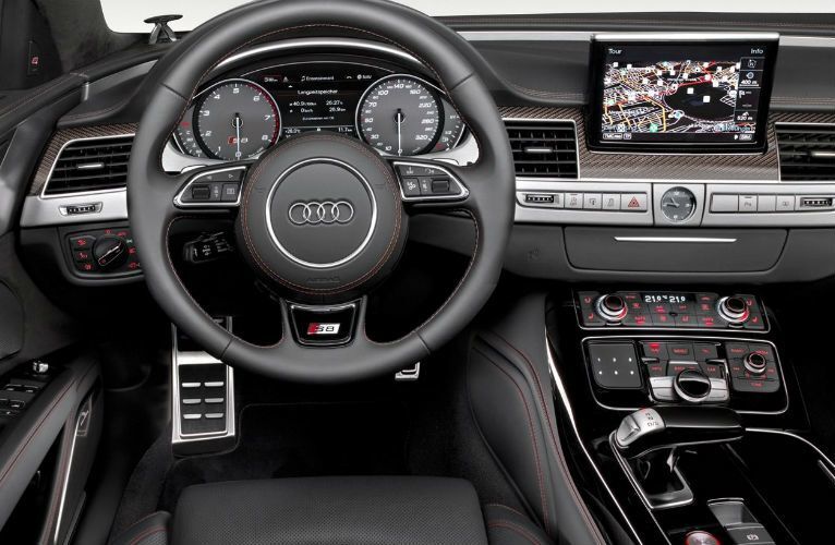 2017 Audi S8's steering wheel