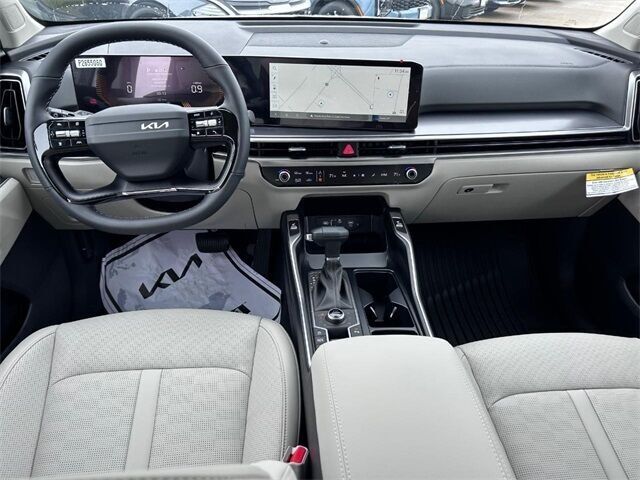 2026 Kia Sorento interior front dash