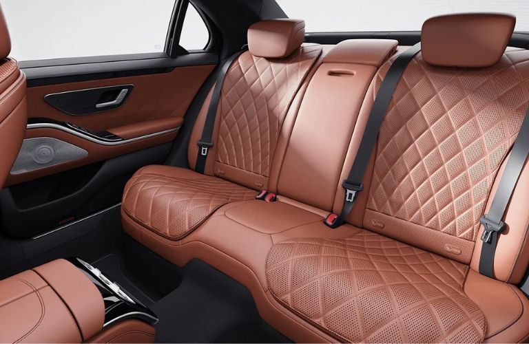 Interior of the 2023 Mercedes-Benz S 580e 4MATIC® Sedan