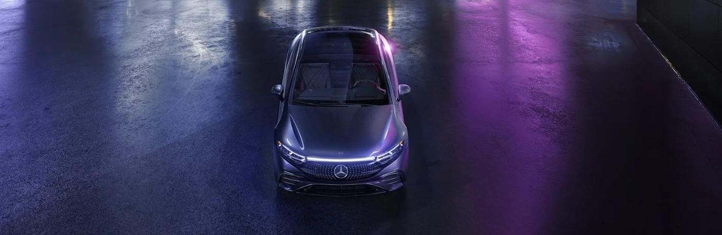 2023 Mercedes-Benz hybrid sedan front view image