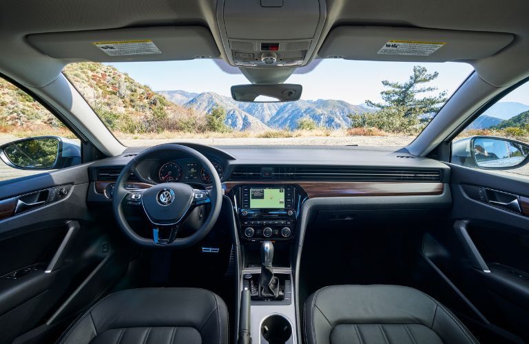 2020 Volkswagen Passat front interior
