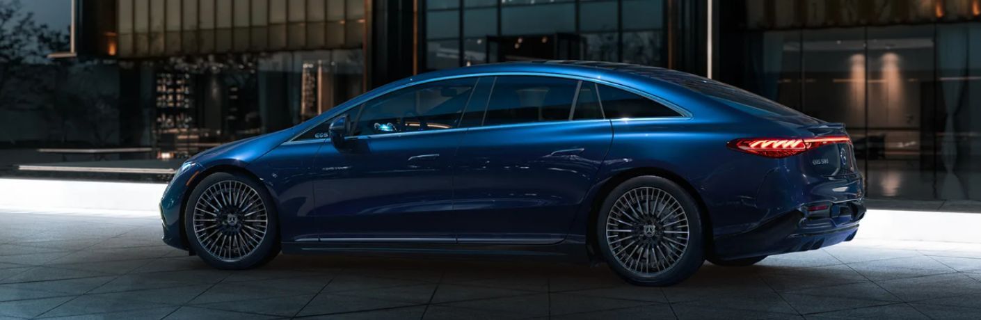 side view of the 2025 Mercedes-Benz EQS Sedan