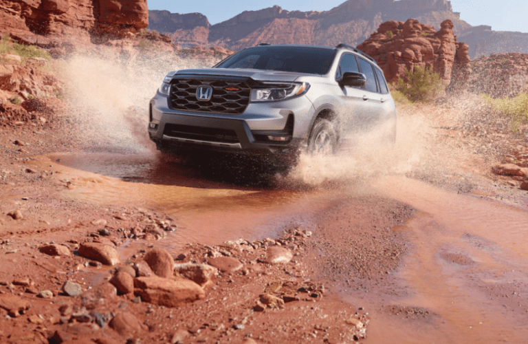 2022 Honda Passport vs 2022 Toyota